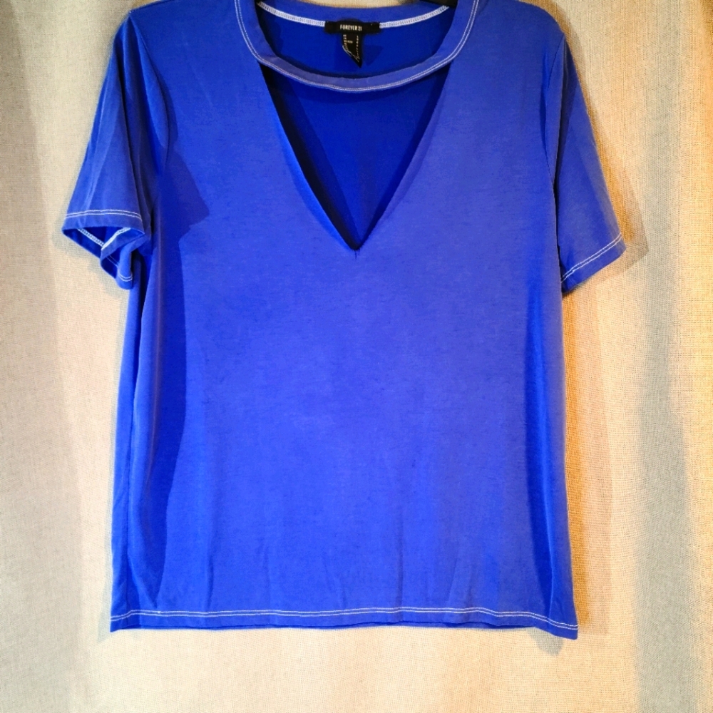 Forever 21  woman shirt